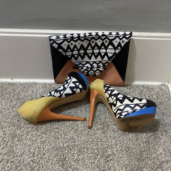 ALDO geometric design High heel with matching clutch! Great used condition size9 - Picture 2 of 3
